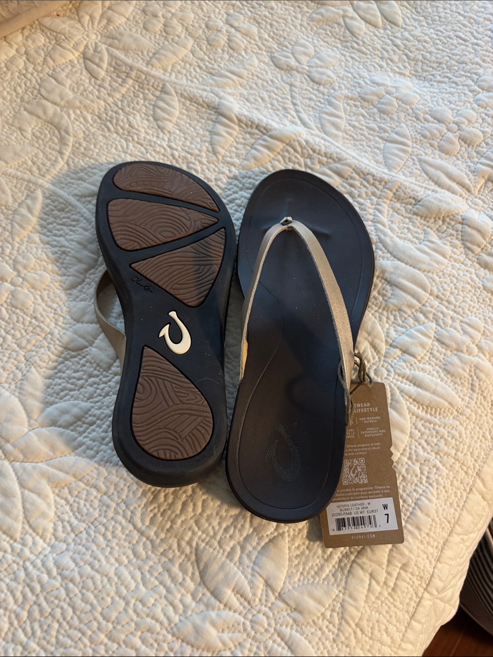 OluKai Women’s Black and Gold Casual Flip Flop Sandals